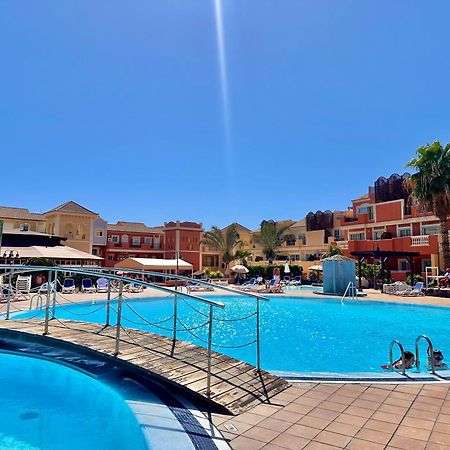 Sunny Apartment & Heated Pool Los Cristianos  Exterior foto