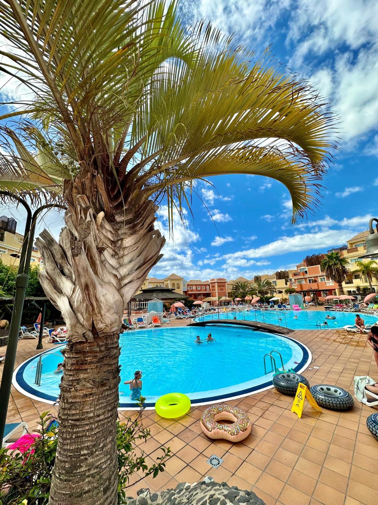 Sunny Apartment & Heated Pool Los Cristianos  Exterior foto