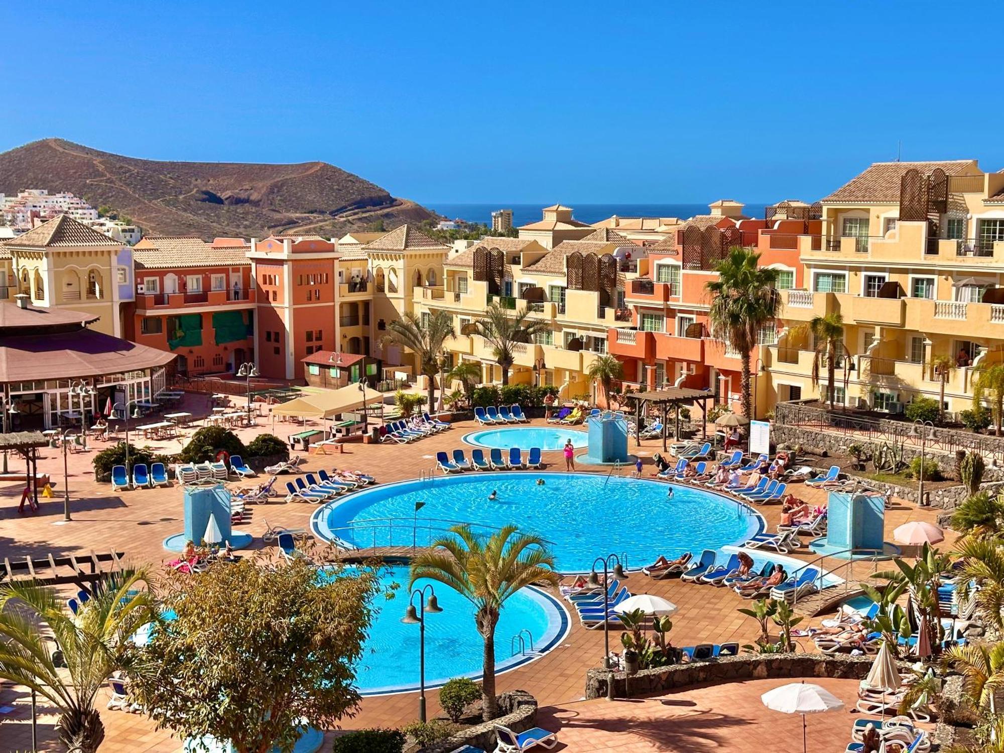 Sunny Apartment & Heated Pool Los Cristianos  Exterior foto